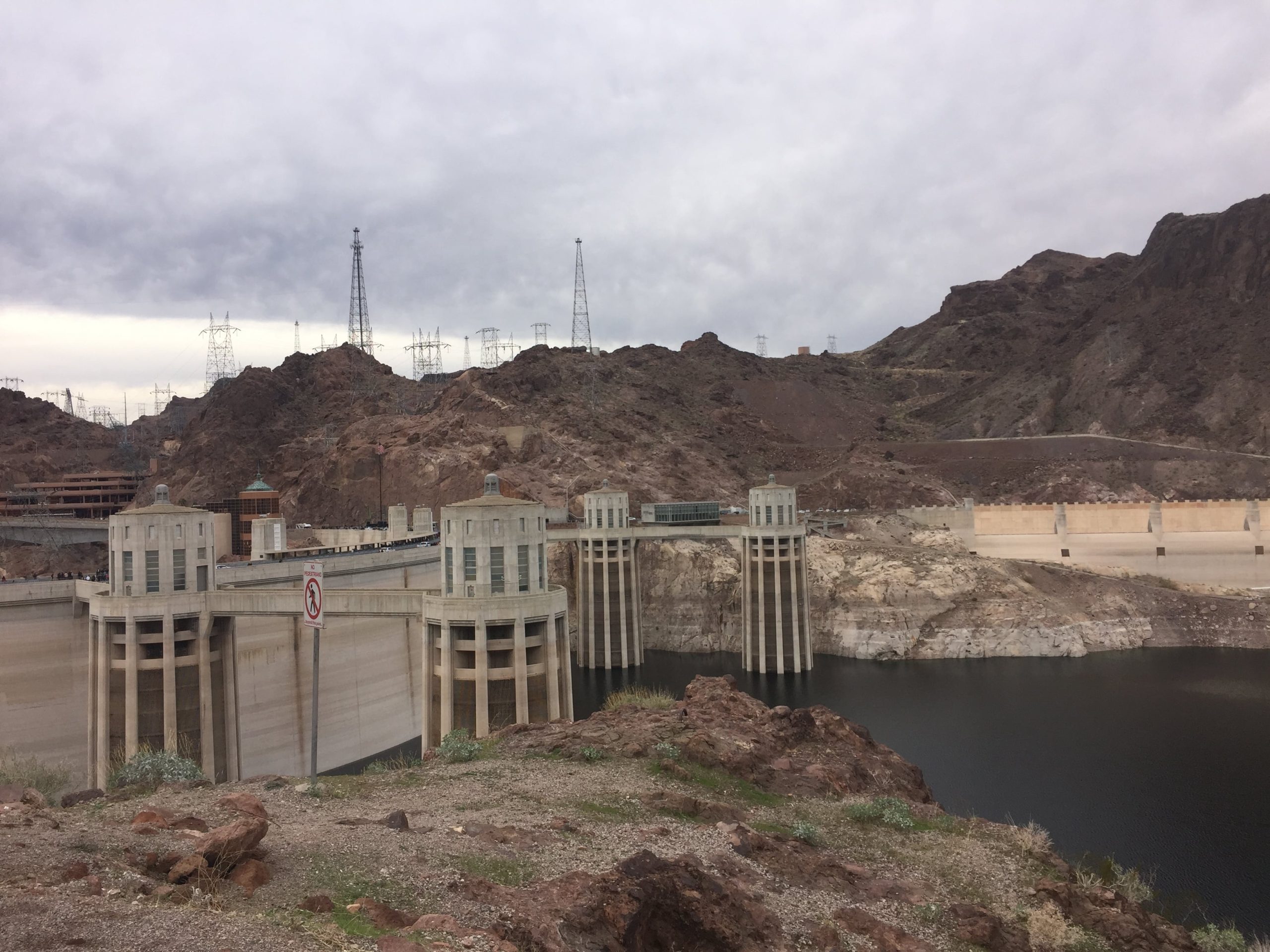 Elektráreň na pomedzí štátov Nevada a Arizona.