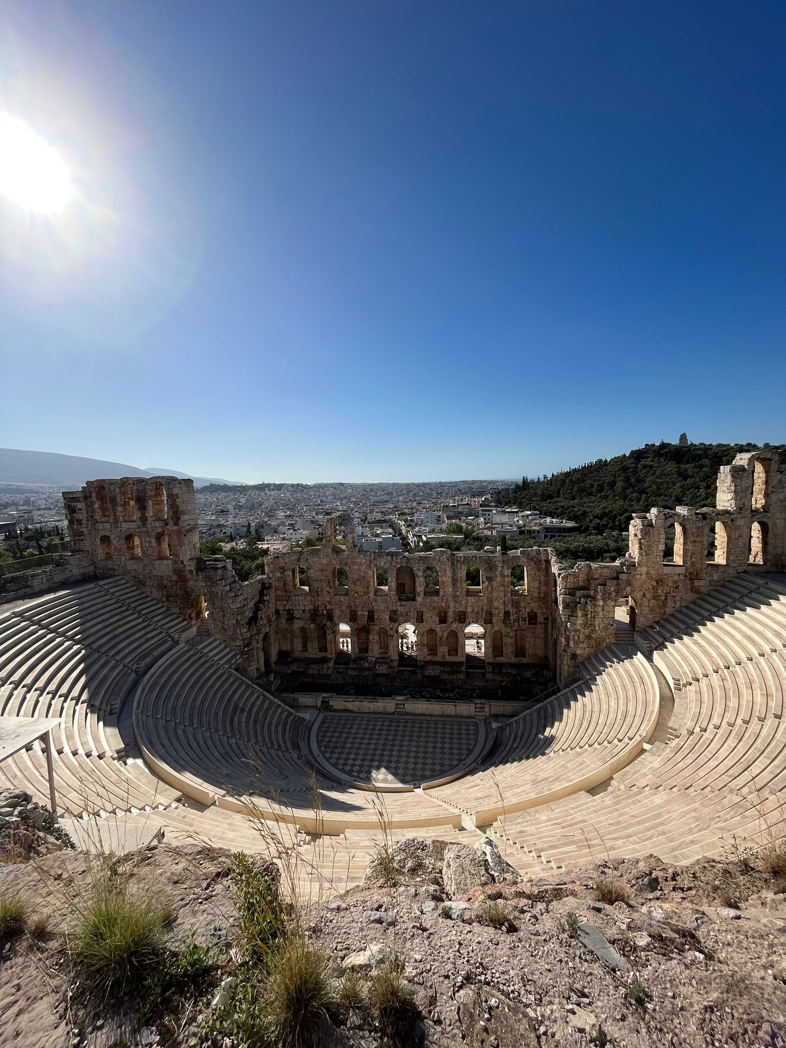 Pozostatky antického divadla v Aténach. 