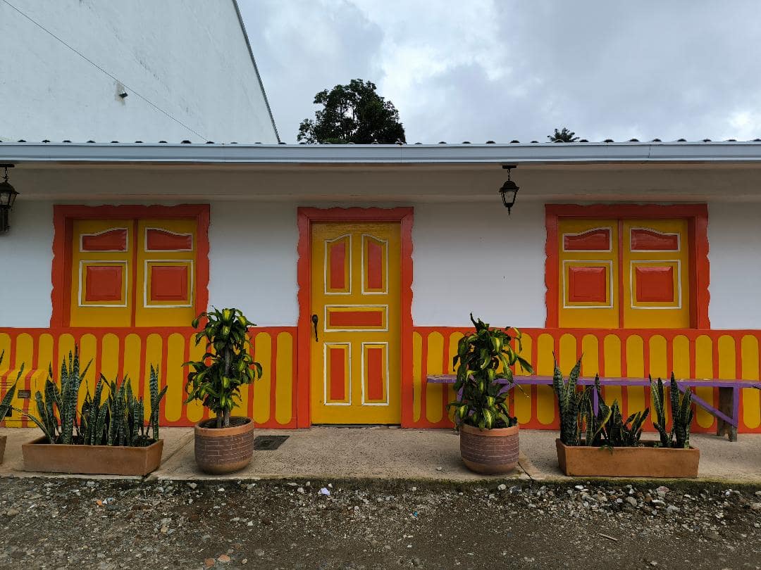Oranžovo-žltý dom v Salente.